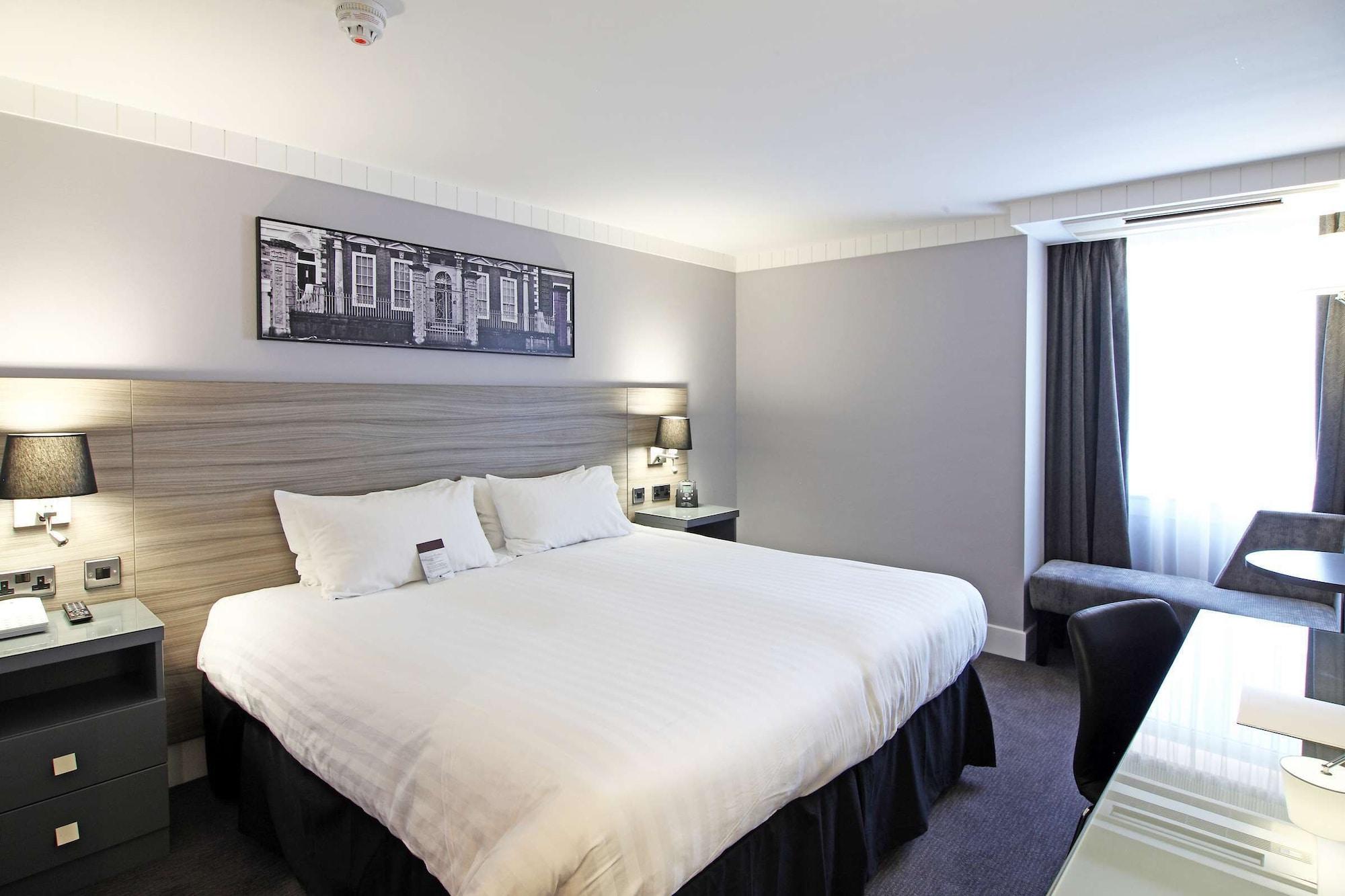 Doubletree By Hilton Bristol City Centre Экстерьер фото