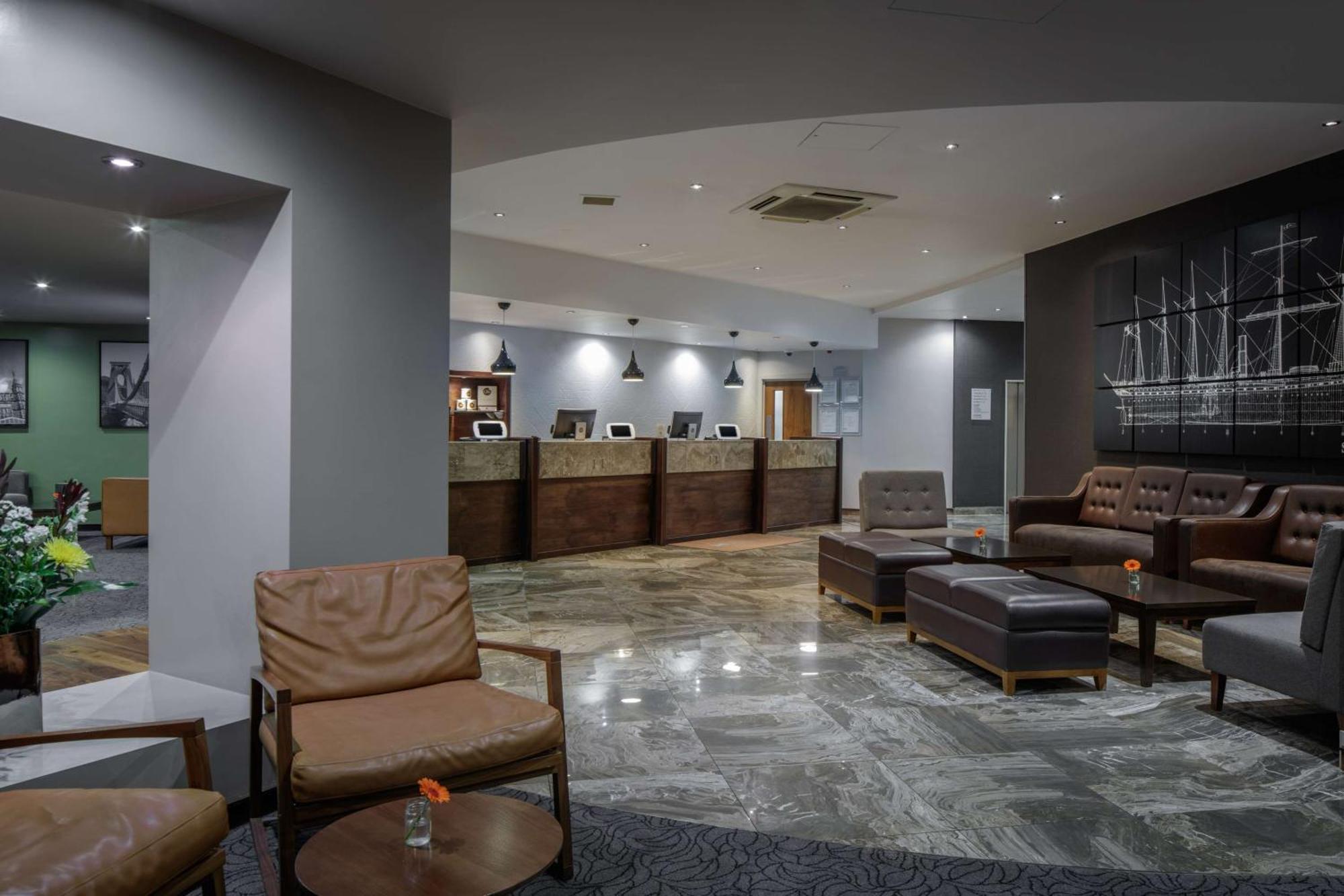 Doubletree By Hilton Bristol City Centre Экстерьер фото