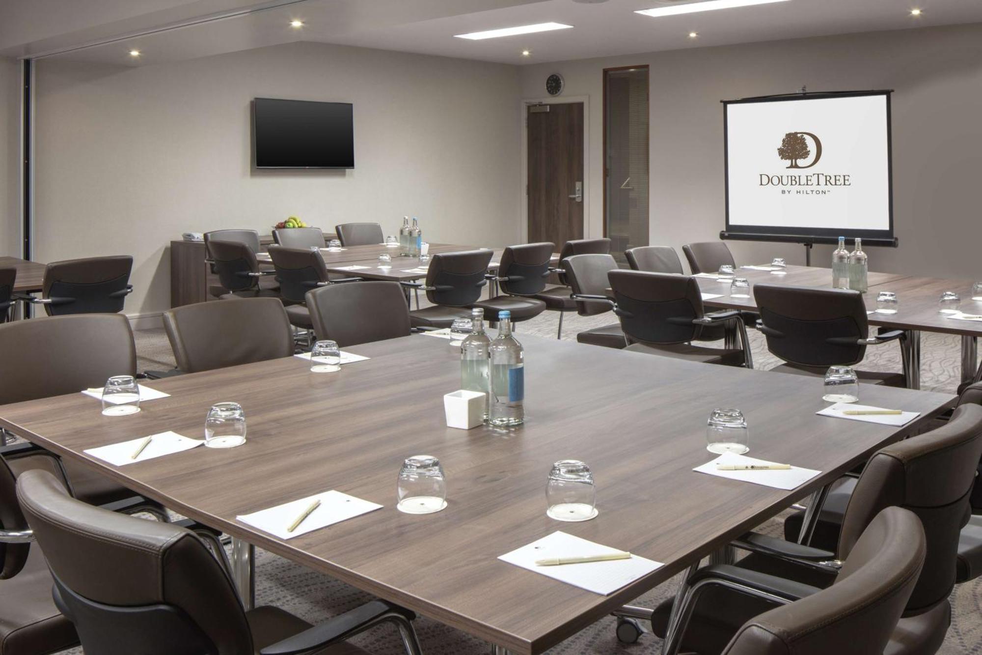 Doubletree By Hilton Bristol City Centre Экстерьер фото